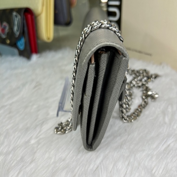 PRADA Limited Edition Tri-Color Wallet - Picture 12 of 14